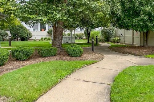 Arden Courts (Sterling Heights)