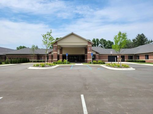Hampton Manor of Bloomfield Hills