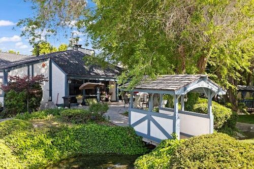 Cove Point Retirement Community