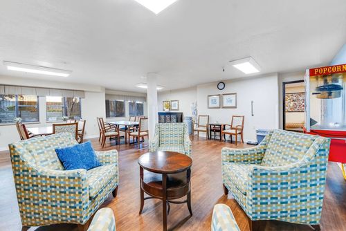 Lakewood Estates