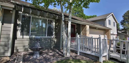 Lighthouse Assisted Living - Emporia House
