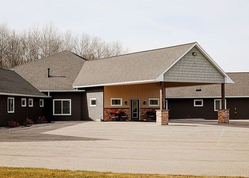 Maple Ridge Living Center Cadillac