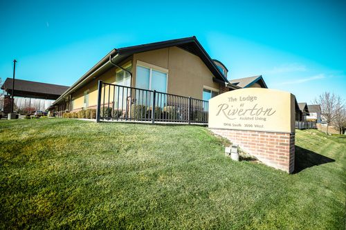 The Lodge at Riverton