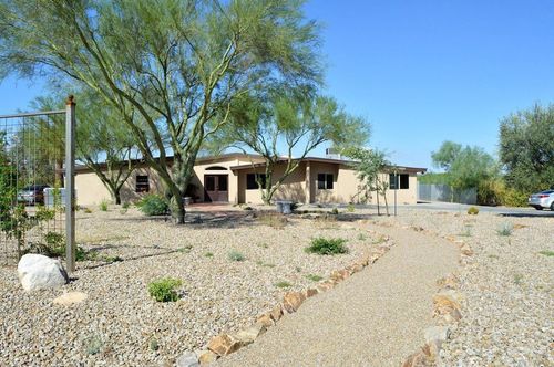 CASAS ADOBES ASSISTED LIVING in Tucson, Arizona