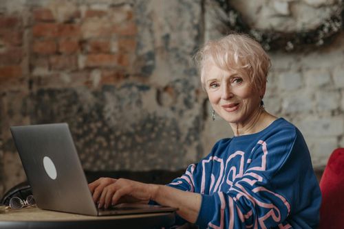 Medical Alert Systems: How to Choose the Right One