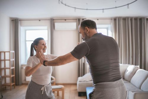 On-Site vs Outpatient Physical Therapy for Seniors