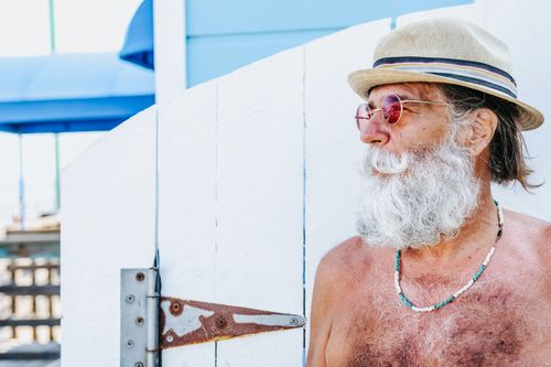 Keeping Aging Parents Hydrated in Hot Weather