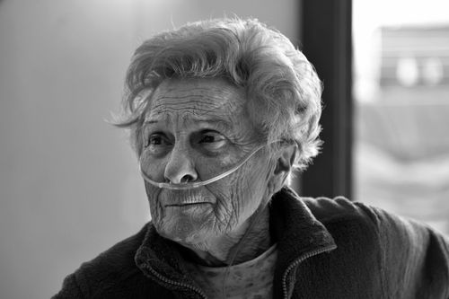How Senior Living Supports Residents on Oxygen