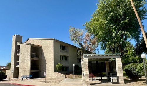TOWERS AT GLENCROFT, THE in Glendale, Arizona