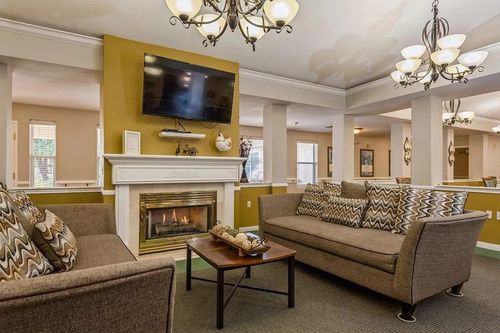 TRUSTWELL LIVING AT KINGSWOOD PLACE in Surprise, Arizona
